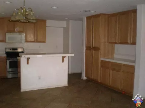 45250 Stadium Ct, Lancaster, CA 93535 photo 5