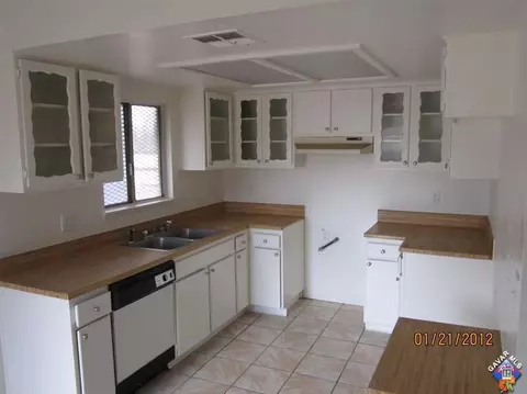 40633 Fieldspring St, Lancaster, CA 93535 photo 5