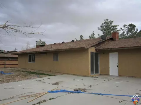 40633 Fieldspring St, Lancaster, CA 93535 photo 3