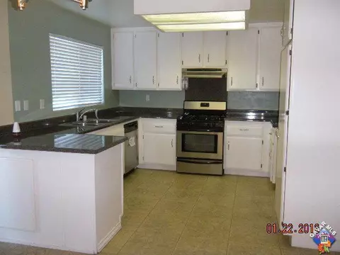 37370 Lasker Ave, Palmdale, CA 93550 photo 6