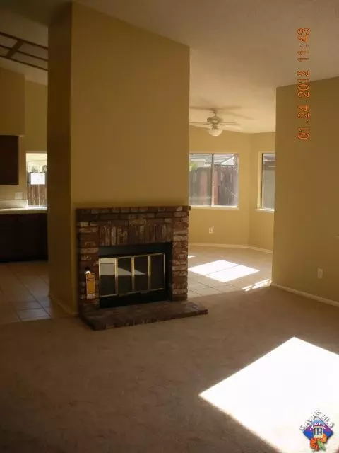 1320 Coventry Pl, Palmdale, CA 93551 photo 4