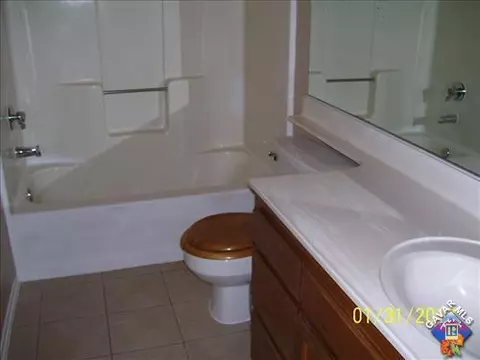 45403 8th St, Lancaster, CA 93535 photo 4