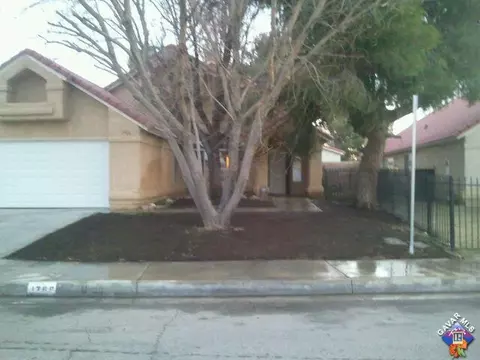 1766 Trudgeon Ave, Lancaster, CA 93535 photo 1