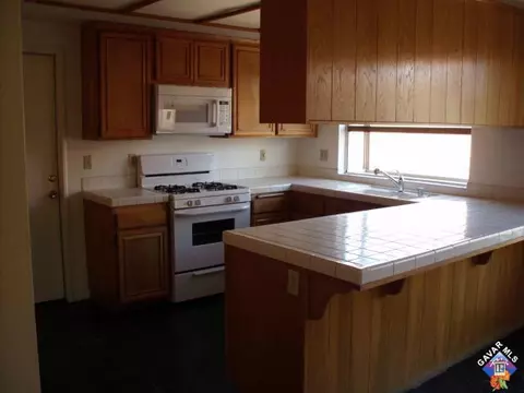 1766 Trudgeon Ave, Lancaster, CA 93535 photo 5