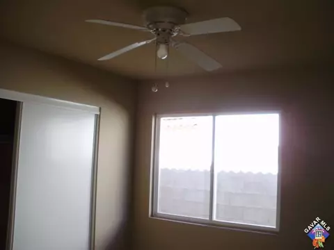 37040 57th St, Palmdale, CA 93552 photo 7