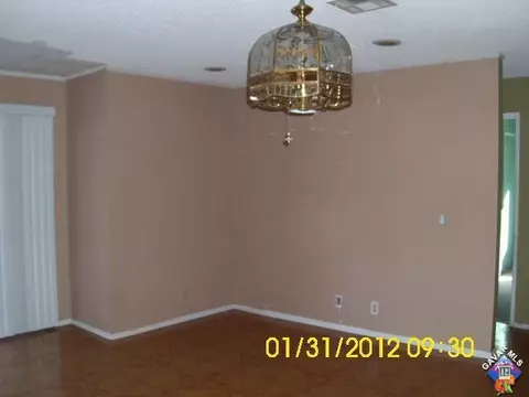 1027 Chagal Ave, Lancaster, CA 93535 photo 3