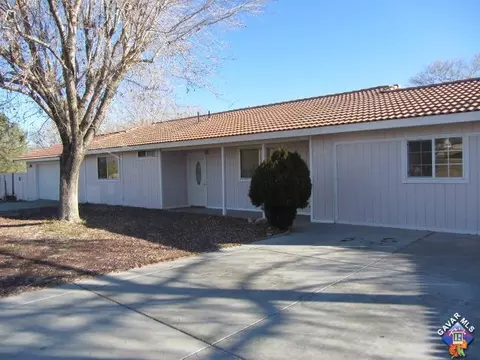 22050 Westwood Blvd, Tehachapi, CA 93561 photo 2