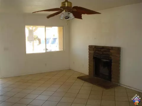 40646 171st St, Lancaster, CA 93535 photo 3