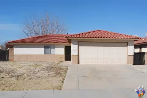 1317 Franklin Ave, Lancaster, CA 93535 photo 1