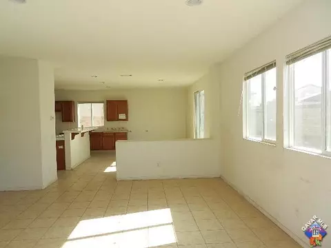 2756 Emerald Ln, Lancaster, CA 93535 photo 10
