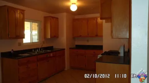 40504 E 174th St, Lancaster, CA 93535 photo 3