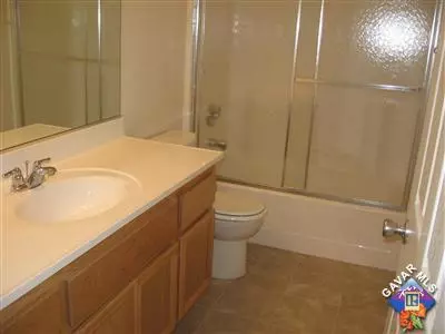 641 W Jackman St, Lancaster, CA 93534 photo 8
