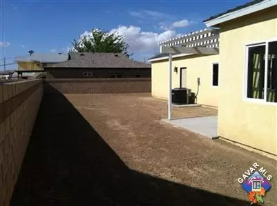 641 W Jackman St, Lancaster, CA 93534 photo 3