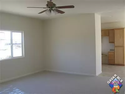 641 W Jackman St, Lancaster, CA 93534 photo 4