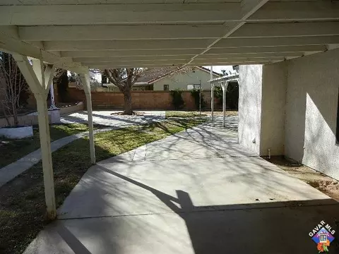 1624 E Lancaster Blvd, Lancaster, CA 93535 photo 4