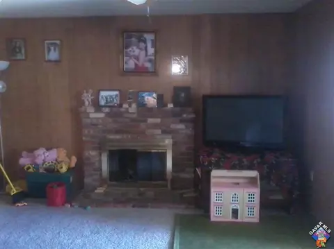 620 E Pondera St, Lancaster, CA 93535 photo 4