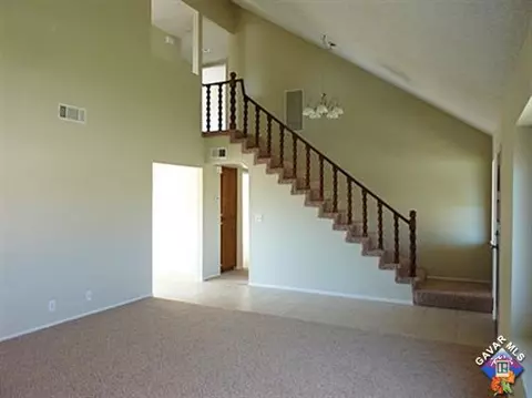 44909 Laszlo St, Lancaster, CA 93534 photo 2