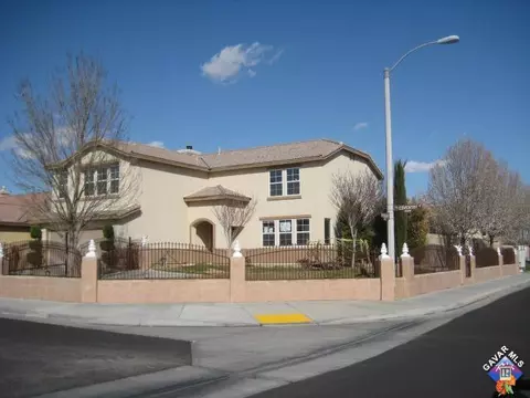 45602 Coventry Ct, Lancaster, CA 93534 photo 2