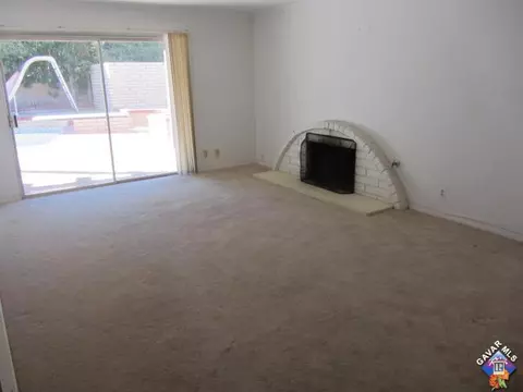 42907 Cromley Ct, Lancaster, CA 93534 photo 4