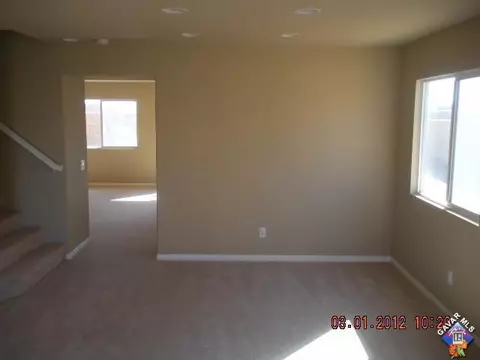 45652 Timothy Ct, Lancaster, CA 93535 photo 2