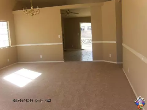 1728 Lightcap St, Lancaster, CA 93535 photo 3
