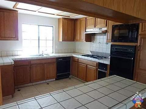 35935 50th St, Palmdale, CA 93552 photo 9