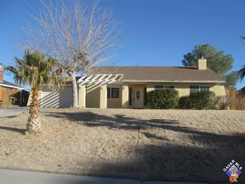 25872 Cherryhill Dr, Boron, CA 93516 photo 1