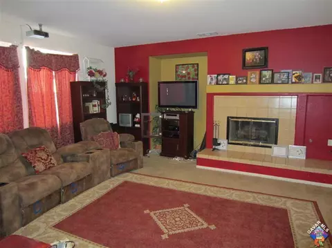 43639 Windrose Pl, Lancaster, CA 93536 photo 3