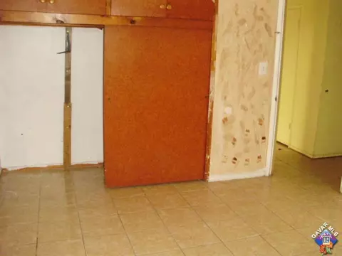 38564 E 3rd St, Palmdale, CA 93550 photo 4