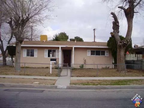 38564 E 3rd St, Palmdale, CA 93550 photo 1