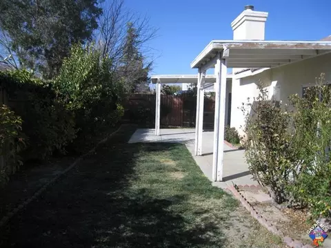 45751 17th St, Lancaster, CA 93534 photo 13