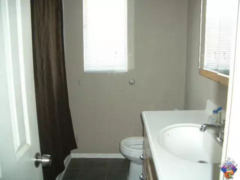 45457 Kingtree Ave, Lancaster, CA 93534 photo 9