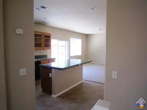 36937 35th St, Palmdale, CA 93550 photo 5