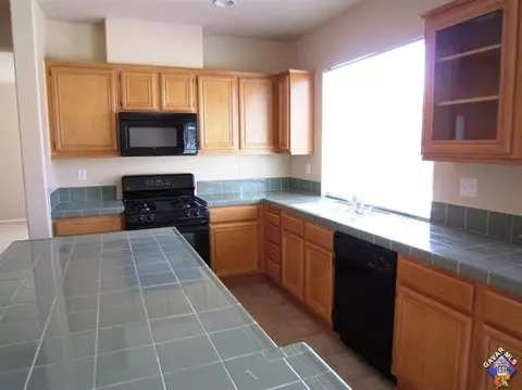 36937 35th St, Palmdale, CA 93550 photo 11