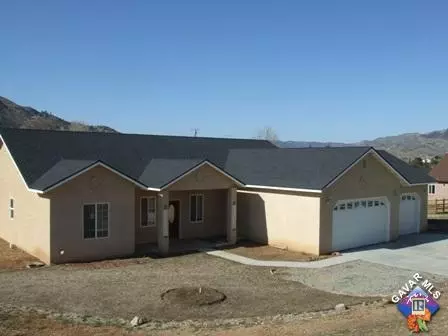 22219 Mariposa Rd, Tehachapi, CA 93561 photo 1