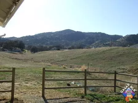 22219 Mariposa Rd, Tehachapi, CA 93561 photo 17