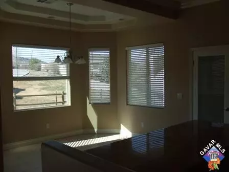 22219 Mariposa Rd, Tehachapi, CA 93561 photo 6