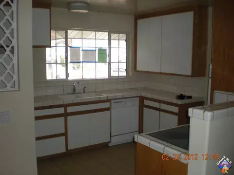 1110 E Avenue J1, Lancaster, CA 93535 photo 7