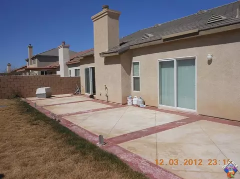 2032 Hart Ct, Lancaster, CA 93536 photo 2