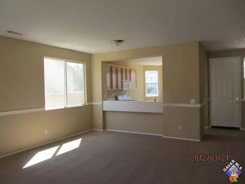 1237 W Holguin St, Lancaster, CA 93534 photo 8