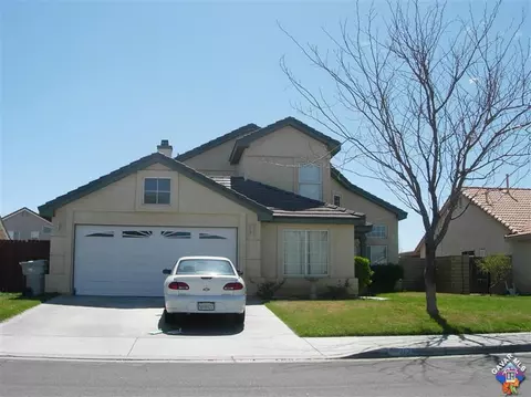 2124 Greentree St, Lancaster, CA 93535 photo 3