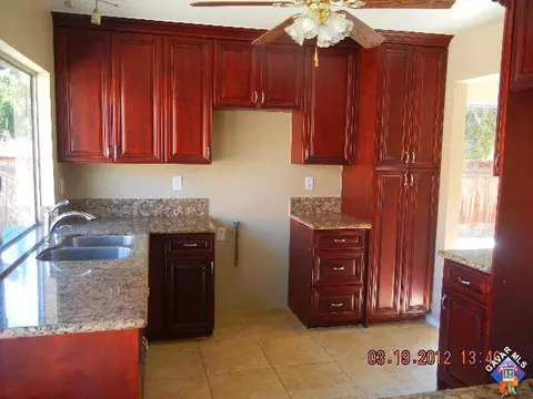 44010 Andale Ave, Lancaster, CA 93535 photo 5
