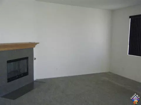 43003 Carpenter Dr, Lancaster, CA 93535 photo 5