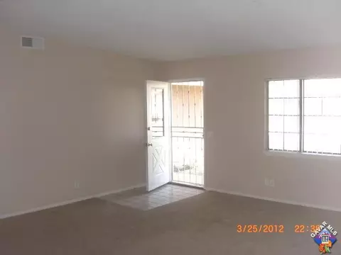722 E Avenue J5, Lancaster, CA 93535 photo 4
