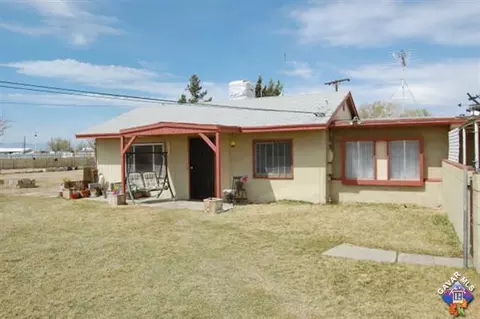 239 E Avenue G8, Lancaster, CA 93535 photo 1