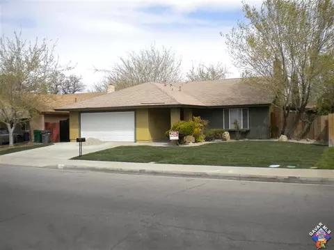 527 E Avenue J5, Lancaster, CA 93535 photo 1
