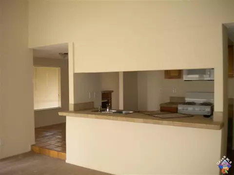 527 E Avenue J5, Lancaster, CA 93535 photo 5