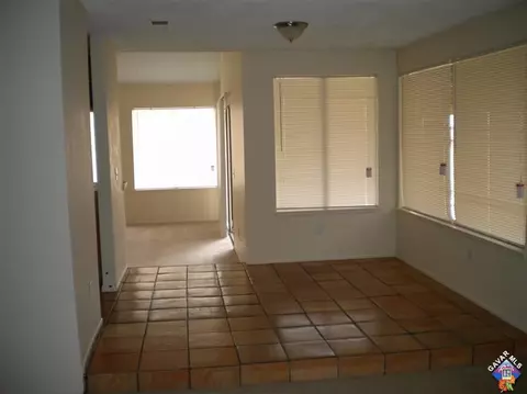 527 E Avenue J5, Lancaster, CA 93535 photo 6
