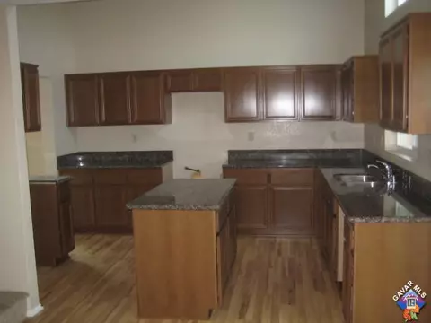 37007 Firethorn St, Palmdale, CA 93550 photo 6