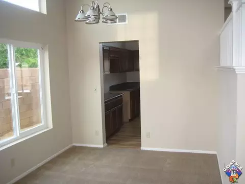 37007 Firethorn St, Palmdale, CA 93550 photo 3